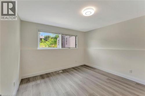 6 Ruskview Road Unit# 2, Kitchener, ON - Indoor Photo Showing Other Room