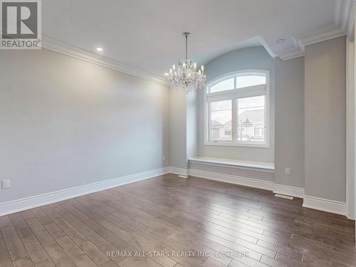 48 Cairns Gate, King, ON - Indoor Photo Showing Other Room