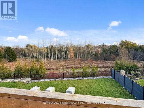 48 Cairns Gate, King, ON - Outdoor