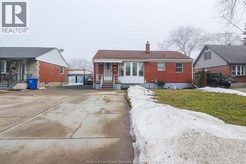 858 LAPORTE  Windsor, ON N8S 3R4