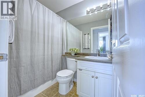 342 Stensrud Road, Saskatoon, SK - Indoor Photo Showing Bathroom