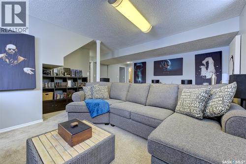 342 Stensrud Road, Saskatoon, SK - Indoor Photo Showing Living Room
