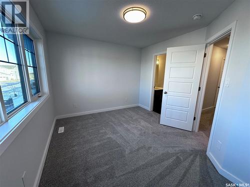 5449 Buckingham Drive E, Regina, SK 