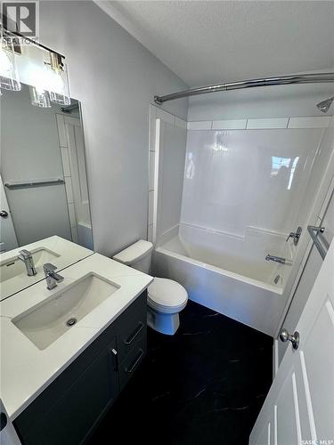 5449 Buckingham Drive E, Regina, SK 