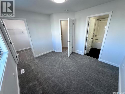 5453 Buckingham Drive E, Regina, SK 