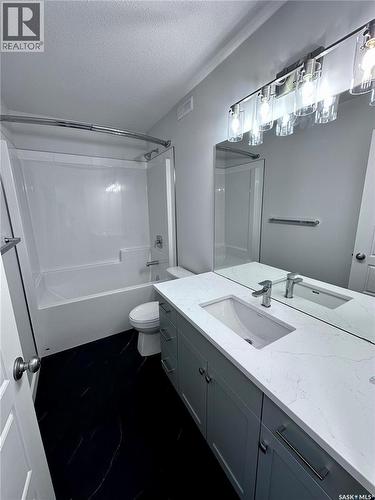 5453 Buckingham Drive E, Regina, SK 