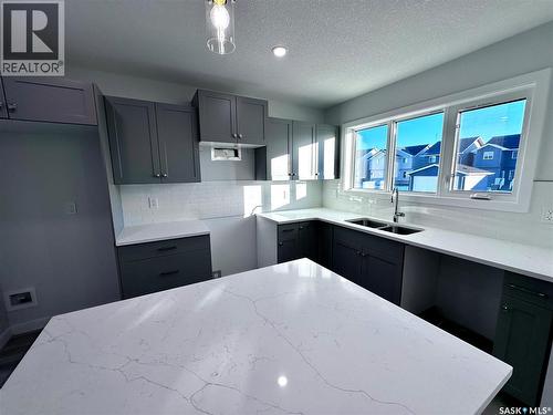 5453 Buckingham Drive E, Regina, SK 