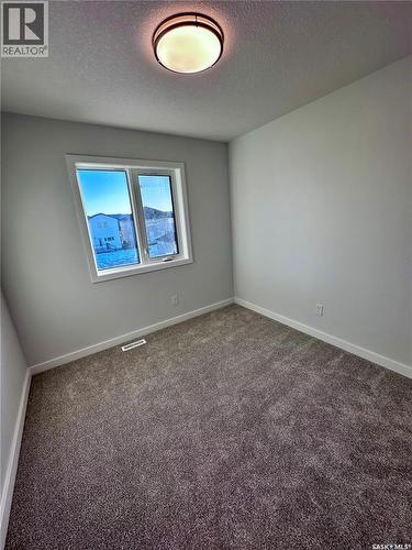 5457 Buckingham Drive E, Regina, SK - Indoor Photo Showing Other Room