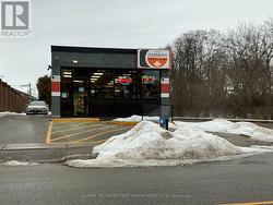 B - 292 ANNAPOLIS AVENUE  Oshawa (Mclaughlin), ON L1J 2X9