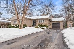 753 KINGSWAY DRIVE  Burlington, ON L7T 3H6