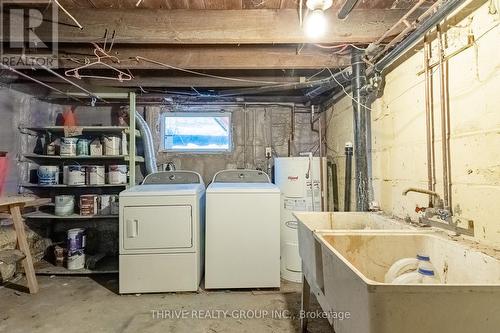 922 Princess Avenue, London East (East G), ON - Indoor Photo Showing Laundry Room