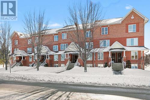 275 AQUAVIEW DRIVE  Ottawa, ON K4A 0B5