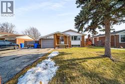276 BRIEN AVENUE East  Essex, ON N8M 2P8