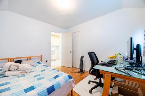 Chambre à coucher - 424 Rue Laurier, Val-Des-Sources, QC - Indoor Photo Showing Bedroom
