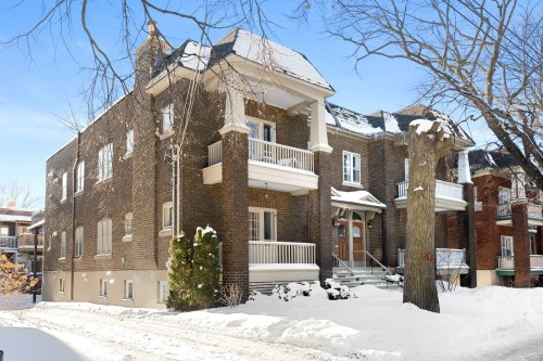 4336 Av. d'Oxford  Montréal (Côte-Des-Neiges/Notre-Dame-De-Grâce), QC H4A 2Y6