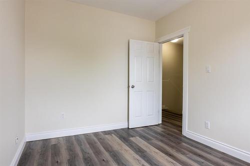 644 Mountain Avenue, Winnipeg, MB - Indoor Photo Showing Other Room