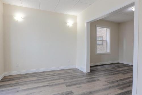 644 Mountain Avenue, Winnipeg, MB - Indoor Photo Showing Other Room