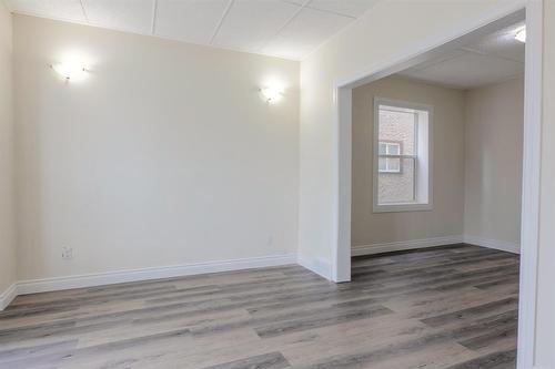 644 Mountain Avenue, Winnipeg, MB - Indoor Photo Showing Other Room