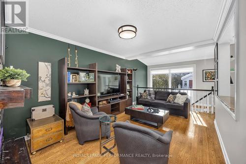 81 Saddle Crescent, Ottawa, ON - Indoor Photo Showing Other Room