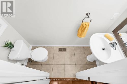 879 Etherington Way, Milton, ON - Indoor Photo Showing Bathroom