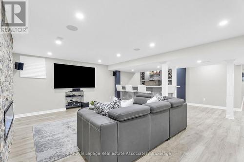 879 Etherington Way, Milton, ON - Indoor