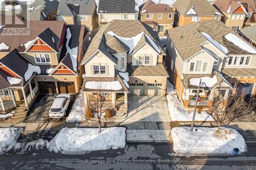 879 Etherington Way, Milton, ON - Outdoor With Facade