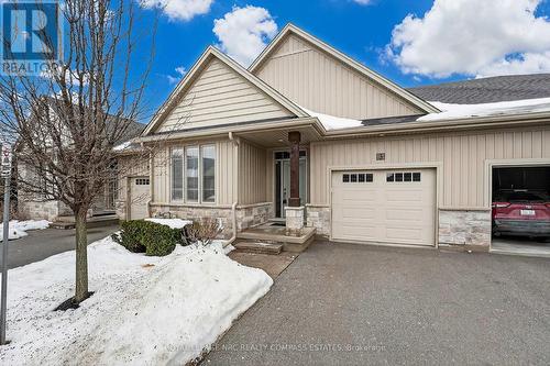 3 TABITHA COURT  St. Catharines (Carlton/Bunting), ON L2M 0C1