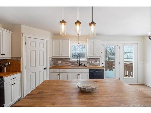 919 Mapleton Rd, Moncton, NB 