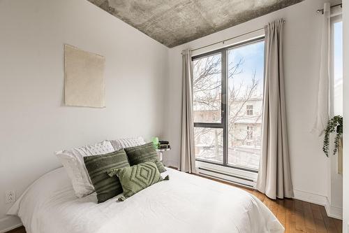 Bedroom - 320-3810 Rue St-Antoine O., Montréal (Le Sud-Ouest), QC - Indoor Photo Showing Bedroom