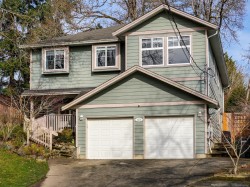 1276 Alan Rd  Saanich, BC V8Z 3A2
