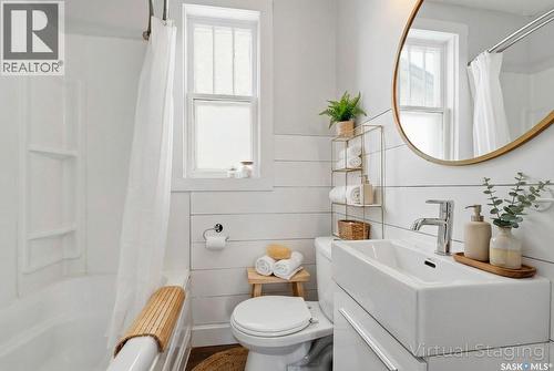 450 River Street E, Prince Albert, SK - Indoor Photo Showing Bathroom