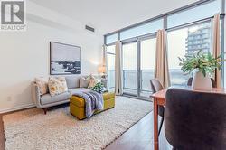 2012 - 105 THE QUEENSWAY AVENUE  Toronto, ON M6S 5B5