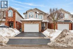 9 GOSLING Gardens  Guelph, ON N1G 5H5