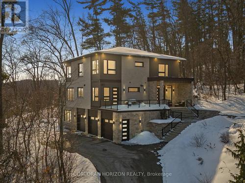 111 Grand Ridge Drive, Cambridge, ON - Outdoor