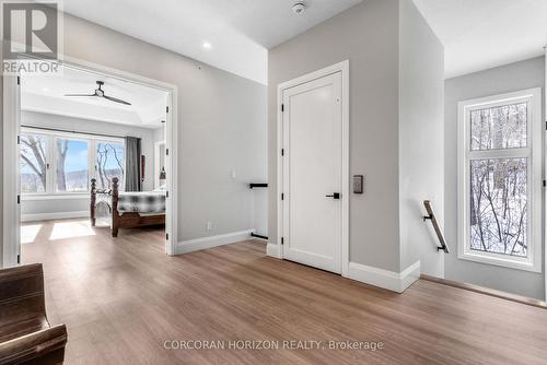 111 Grand Ridge Drive, Cambridge, ON - Indoor Photo Showing Other Room