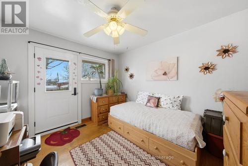 763 Upper Ottawa Street, Hamilton, ON - Indoor Photo Showing Bedroom