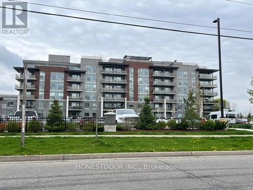 303 - 34 NORMAN STREET  Brantford, ON N3R 2Y1