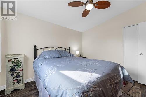 77 Lawfield Drive, Hamilton, ON - Indoor Photo Showing Bedroom