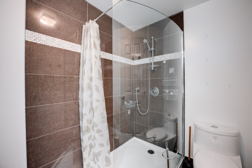 Salle de bains - 719-1235 Rue Bishop, Montréal (Ville-Marie), QC - Indoor Photo Showing Bathroom