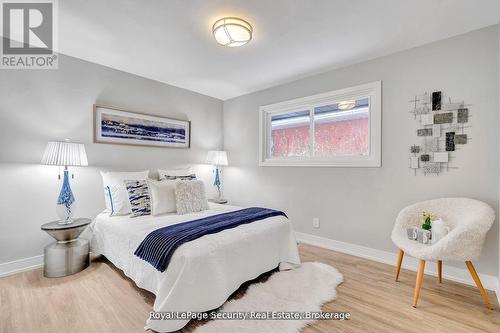 183 Sekura Street, Cambridge, ON - Indoor Photo Showing Bedroom
