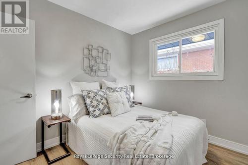 183 Sekura Street, Cambridge, ON - Indoor Photo Showing Bedroom
