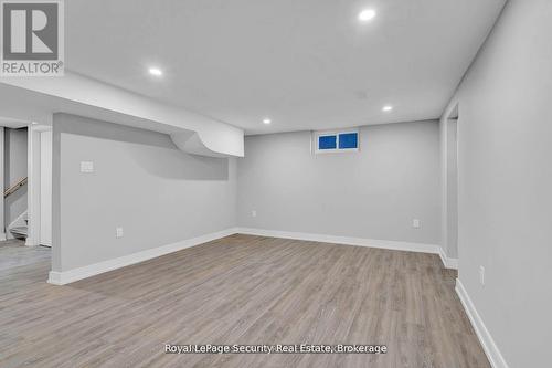 183 Sekura Street, Cambridge, ON - Indoor