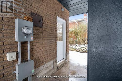 183 Sekura Street, Cambridge, ON - Outdoor