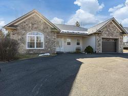 103 Oakwood Drive  Truro Heights, NS B6L 1N3