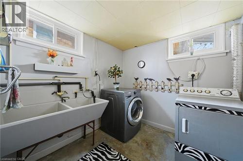 763 Upper Ottawa Street, Hamilton, ON - Indoor Photo Showing Laundry Room