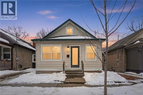 63 WOODLAND Avenue  St. Catharines, ON L2R 5A4