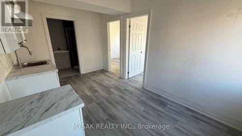 7 King Street, St. Catharines, ON - Indoor