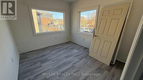 7 King Street, St. Catharines, ON - Indoor Photo Showing Other Room