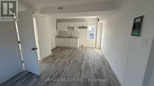 7 King Street, St. Catharines, ON - Indoor