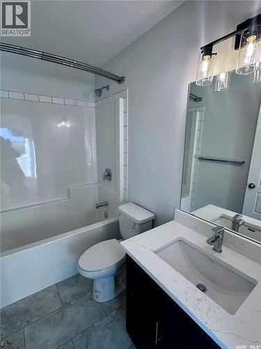1123 Camden Gardens, White City, SK - Indoor Photo Showing Bathroom